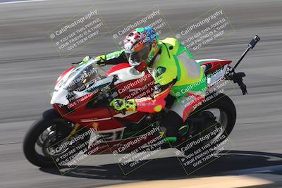 media/Oct-13-2025-Moto Forza (Mon) [[a66d839500]]/3-B Group/Session 2 (Bowl)/